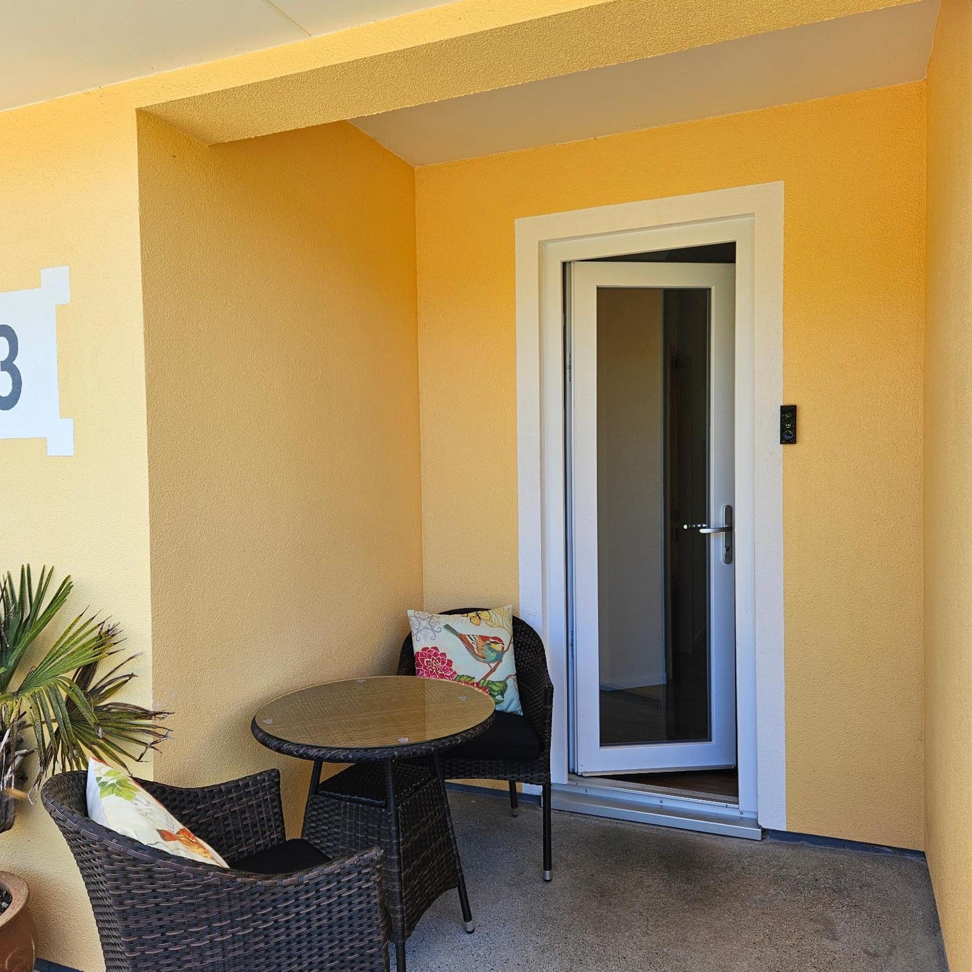 Kerikeri Blue Chair B&B Экстерьер фото